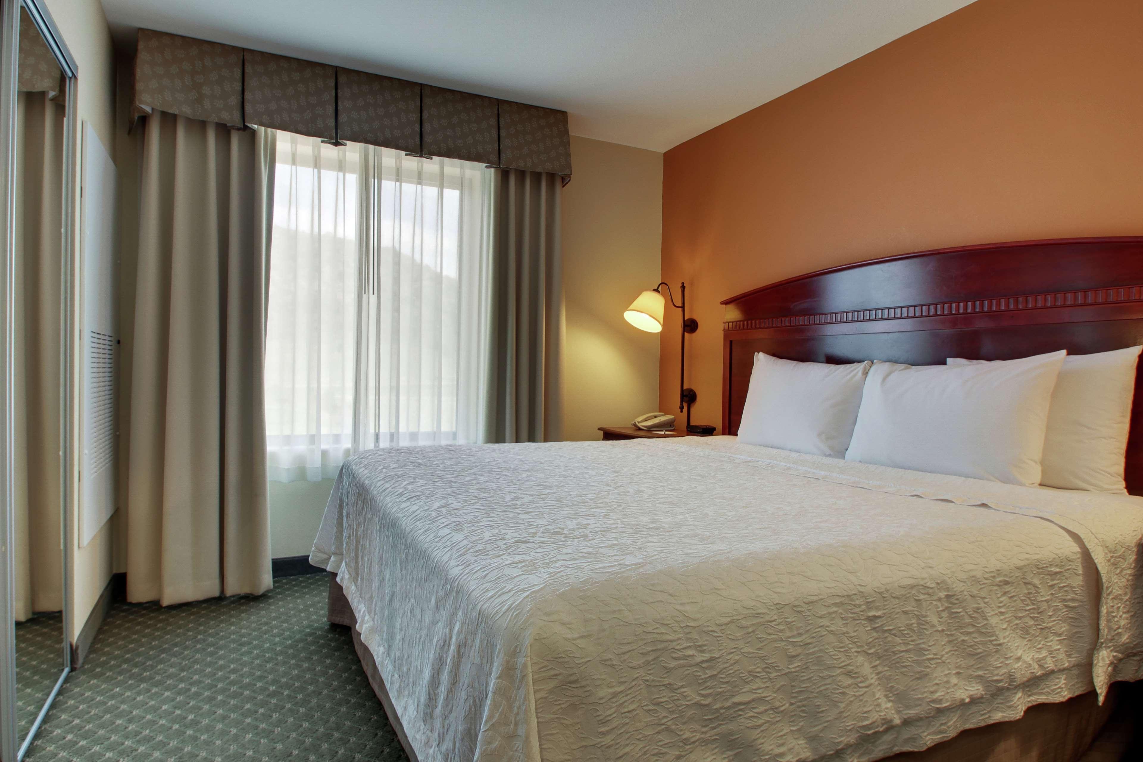 Hampton Inn & Suites Denver Литлтон Экстерьер фото