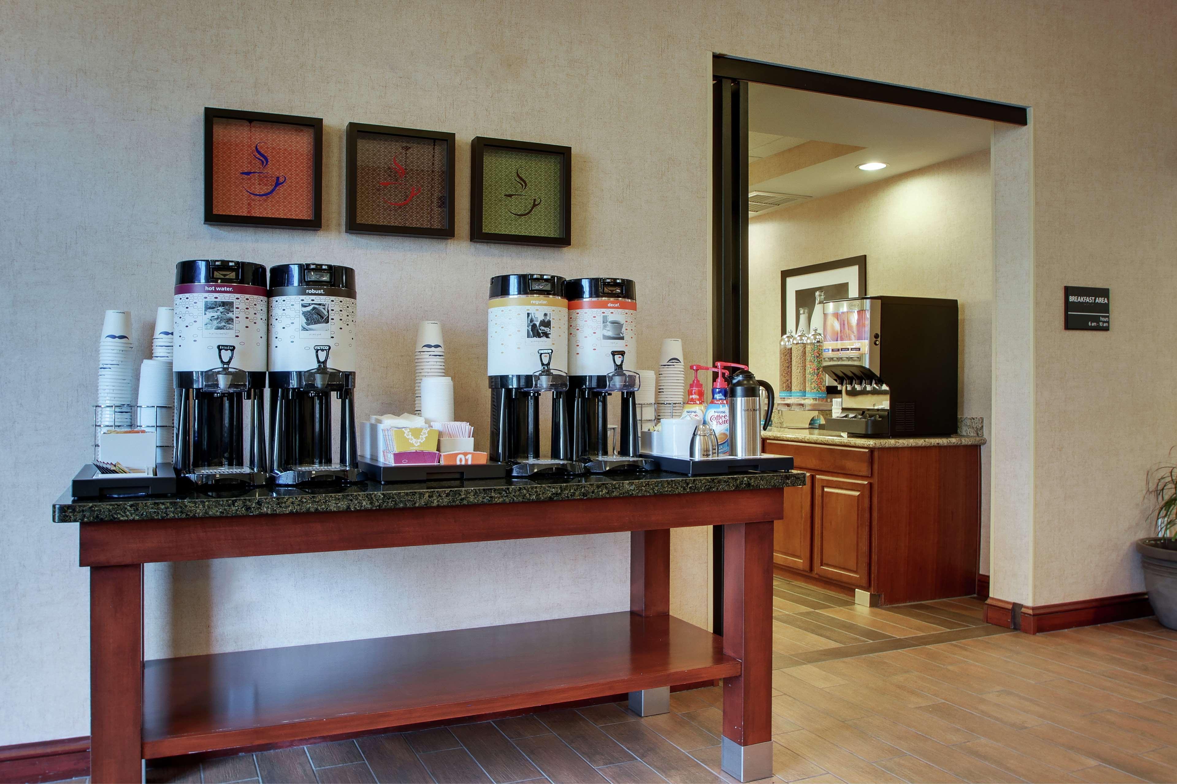 Hampton Inn & Suites Denver Литлтон Экстерьер фото